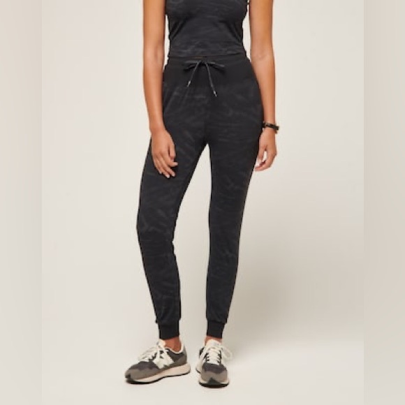 Travis Mathew Pants - Travis Matthew Long Lunch Jogger Black Large